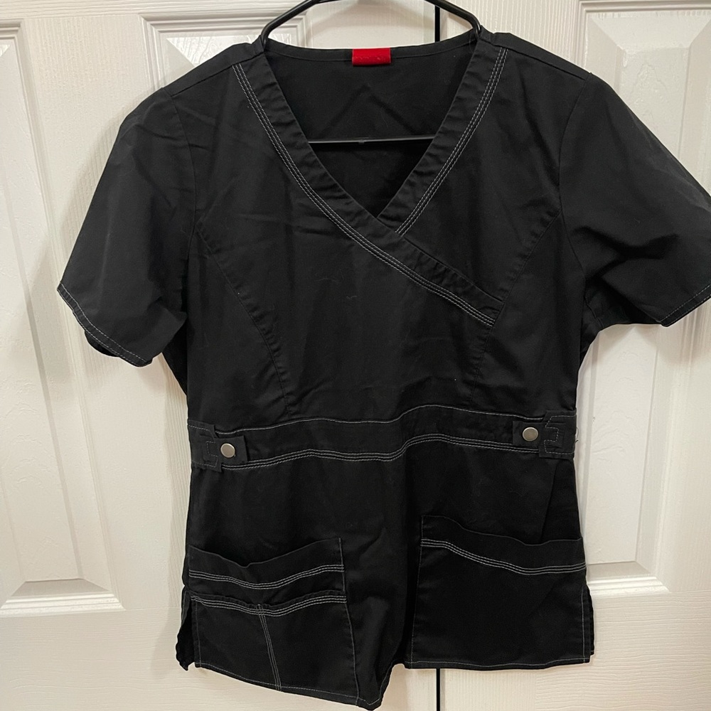 Women’s Dickies scrub uniform